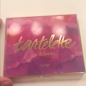 Tarts eyeshadow